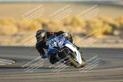 media/Nov-17-2024-CVMA (Sun) [[1fec520723]]/Race 18-Supersport Middleweight/